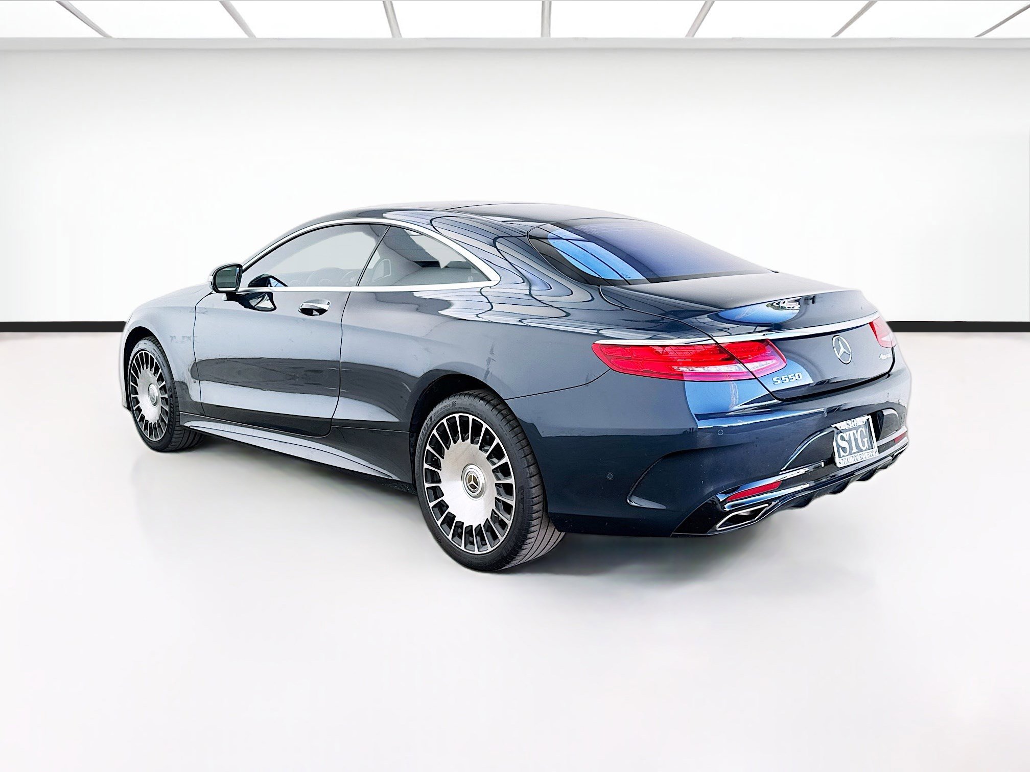 Used 2017 Mercedes-Benz S 550 4MATIC Coupe image 6