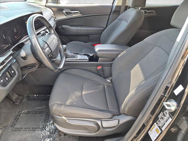 Used 2026 Kia Sportage LX FWD image 21