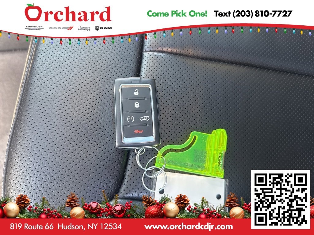 Used 2023 Jeep Grand Cherokee 4WD 4xe w/ Luxury Tech Group II image 23