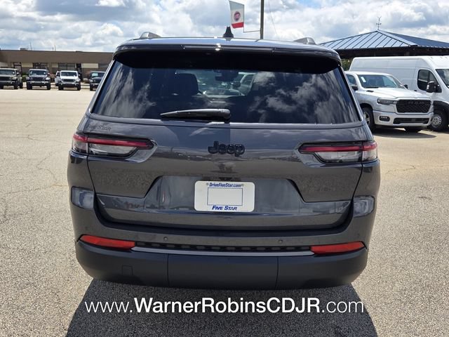 New 2026 Jeep Grand Cherokee L Limited w/ Limited Altitude Package RWD image 10