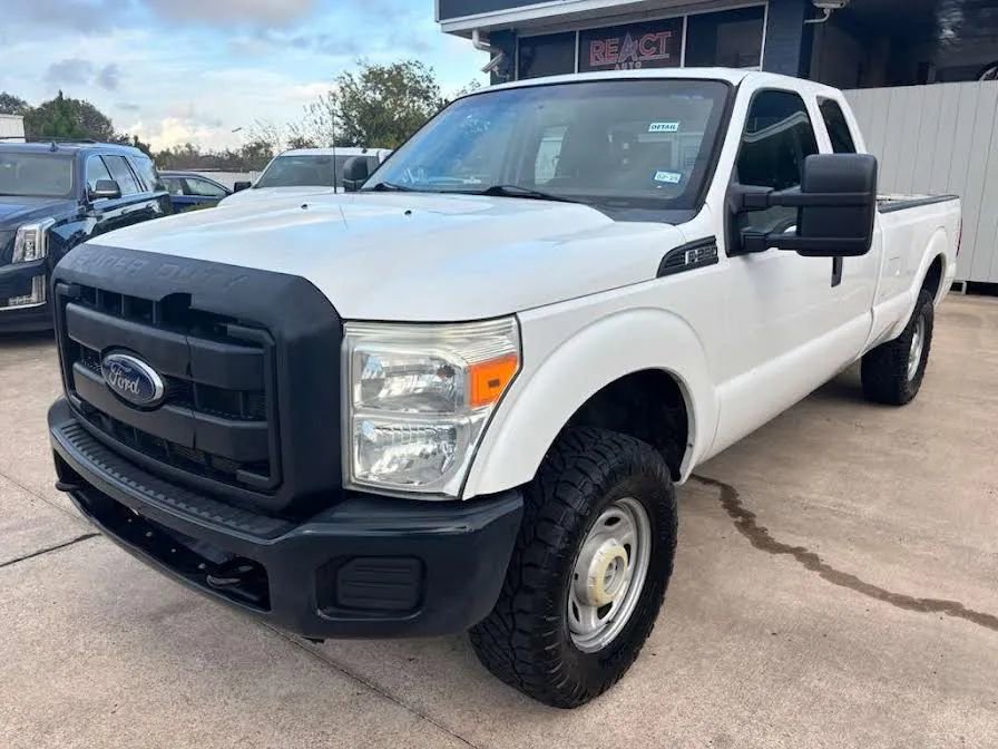 Used 2014 Ford F250 XL image 1
