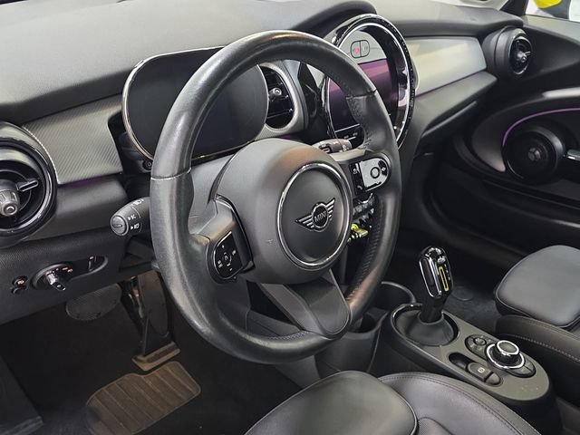 Used 2024 MINI Cooper SE FWD image 11