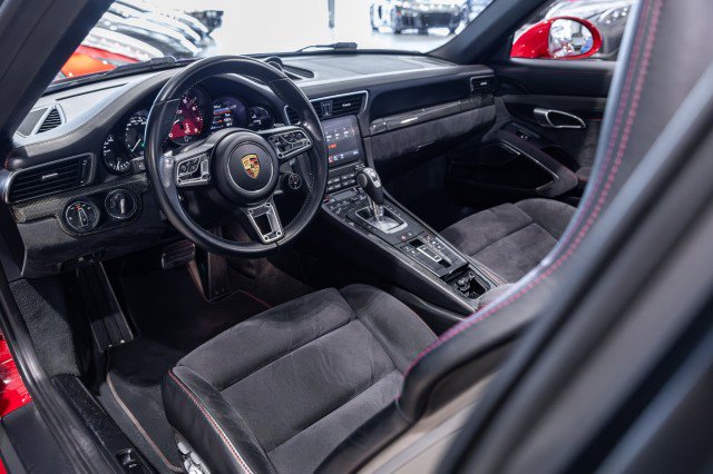 Used 2017 Porsche 911 Targa 4 GTS AWD/4WD image 37