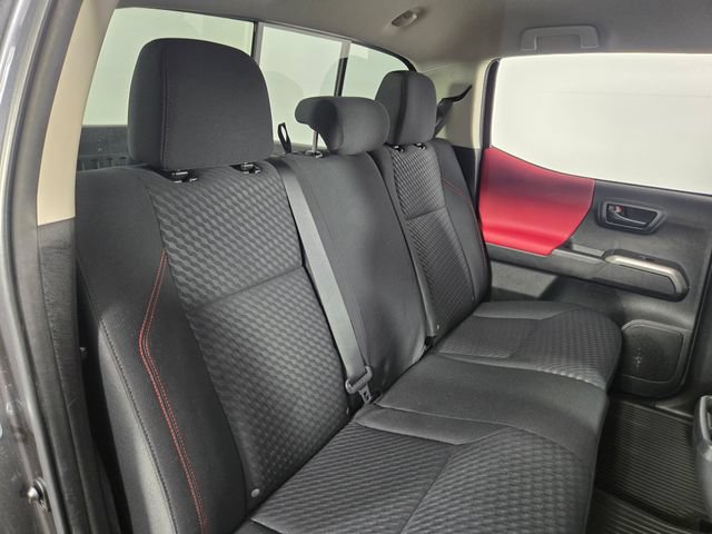 Used 2022 Toyota Tacoma SR5 AWD/4WD image 17