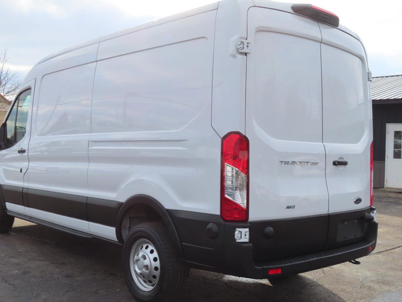Used 2024 Ford Transit 250 148 Medium Roof Extended AWD image 15