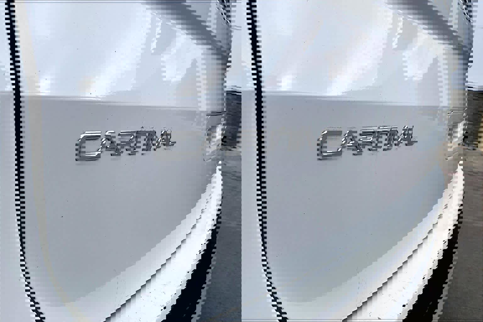 Used 2024 Kia Carnival LX image 29