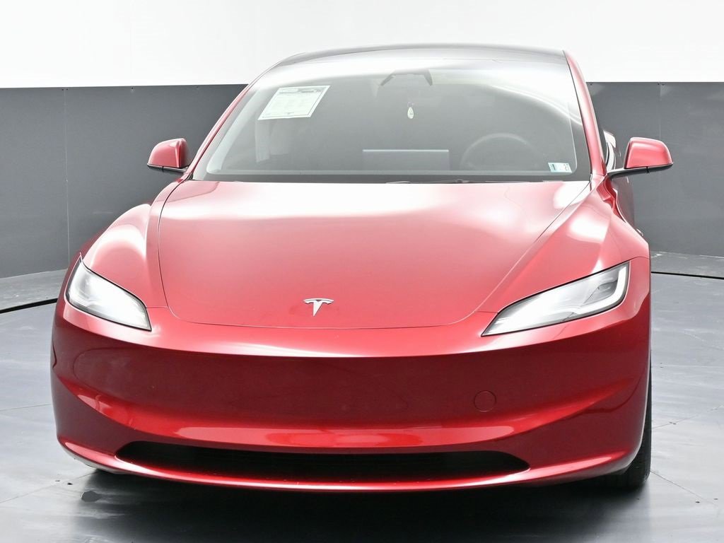 Used 2024 Tesla Model 3 Standard Range image 4