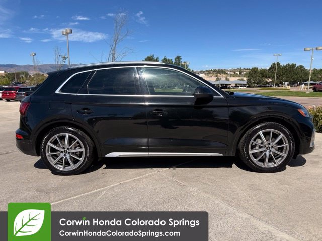 Used 2023 Audi Q5 e Prestige AWD/4WD image 11