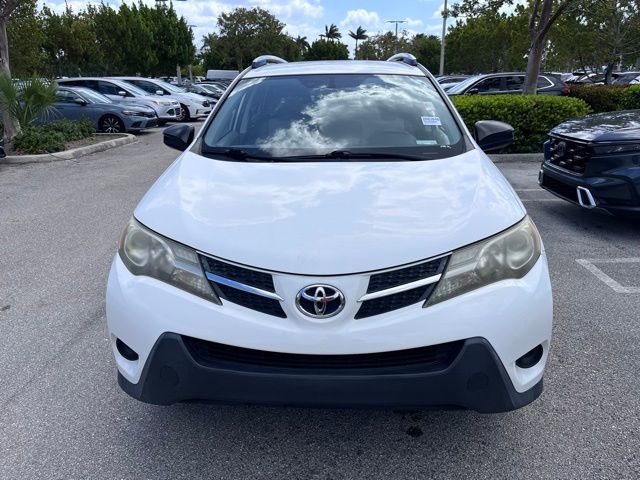 Used 2013 Toyota RAV4 LE image 2