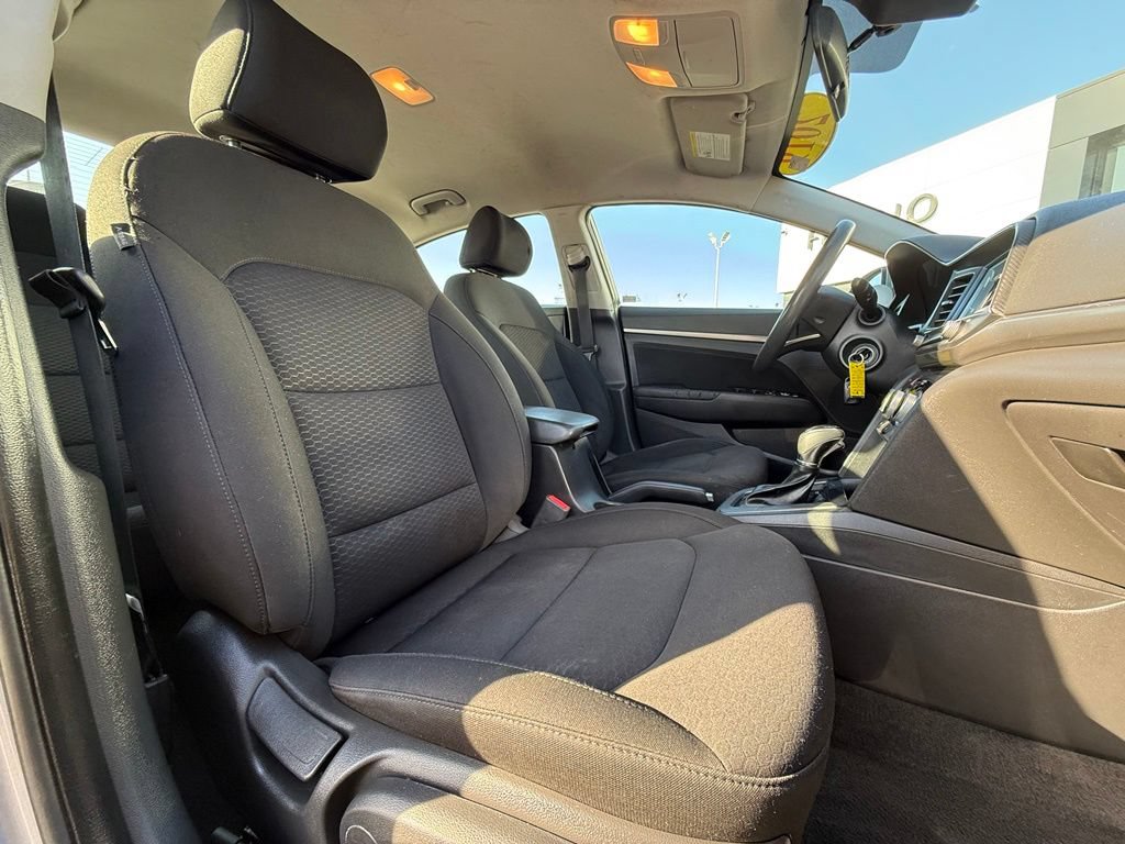 Used 2019 Hyundai Elantra SEL w/ Cargo Package FWD image 16