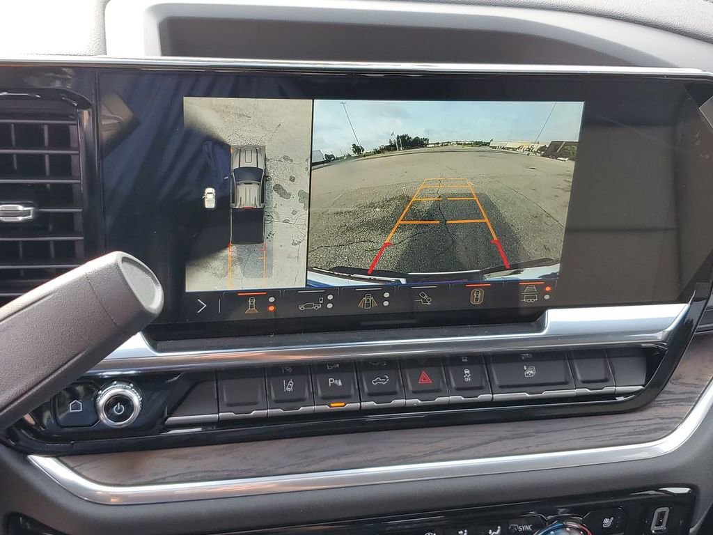 New 2025 GMC Sierra 2500 SLT w/ SLT Premium Package image 16