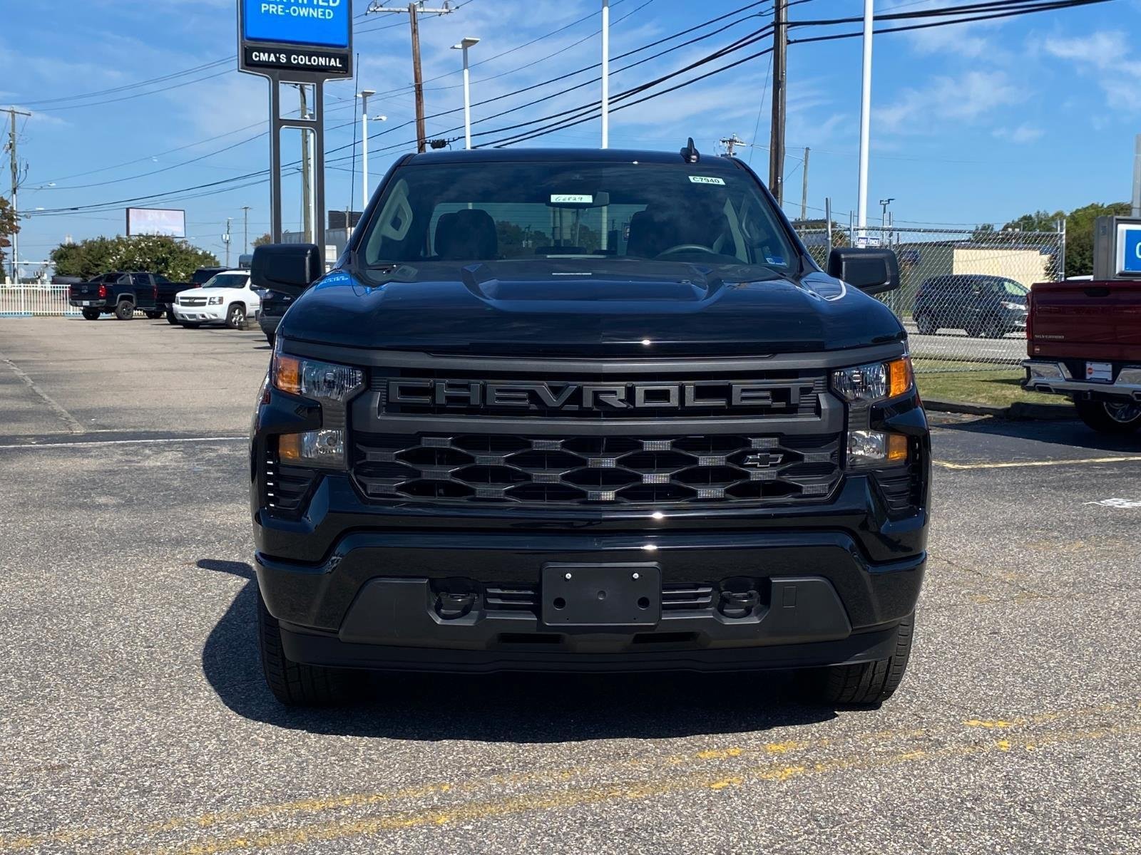 New 2026 Chevrolet Silverado 1500 Custom w/ LPO, Dark Essentials Package AWD/4WD image 8
