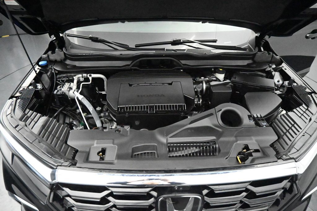 Used 2023 Honda Pilot Elite image 14