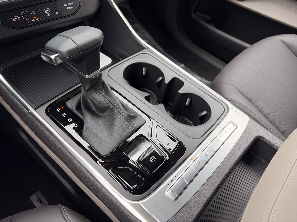 New 2027 Kia Carnival EX FWD image 23