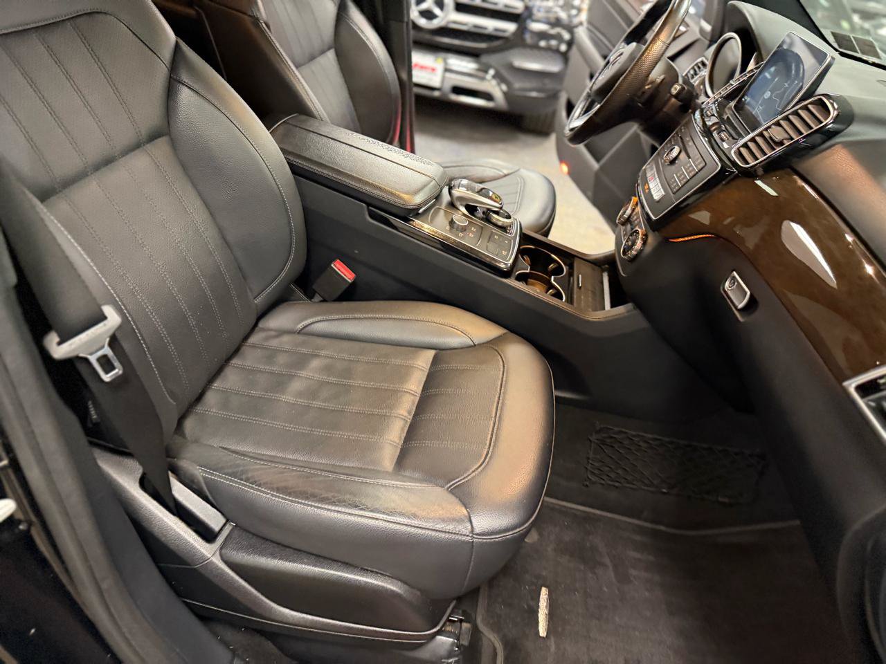 Used 2016 Mercedes-Benz GLE 350 4MATIC image 35