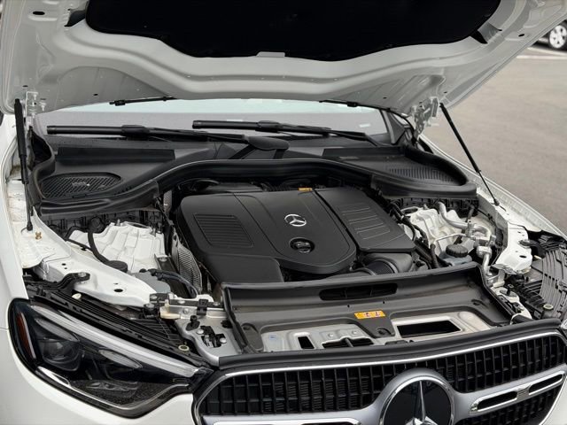 Used 2025 Mercedes-Benz GLC 300 4MATIC image 67