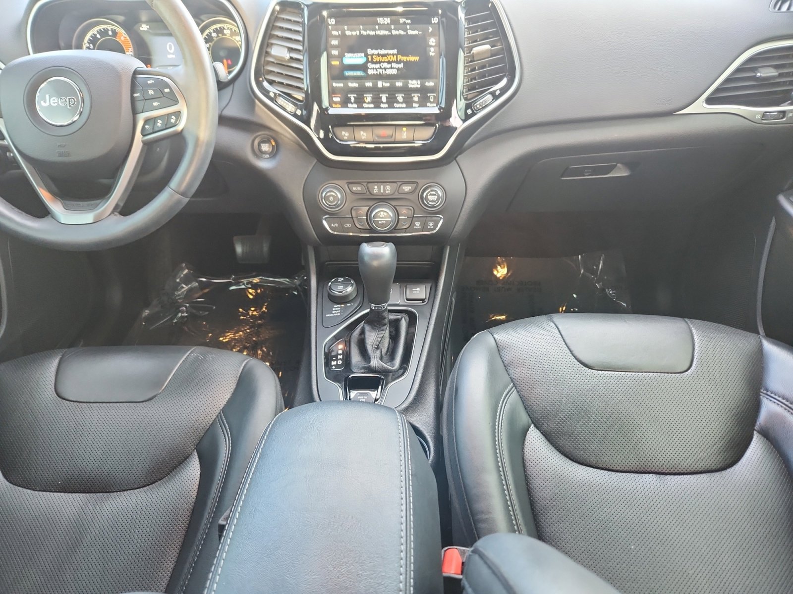 Used 2019 Jeep Cherokee Limited w/ Technology Group image 21