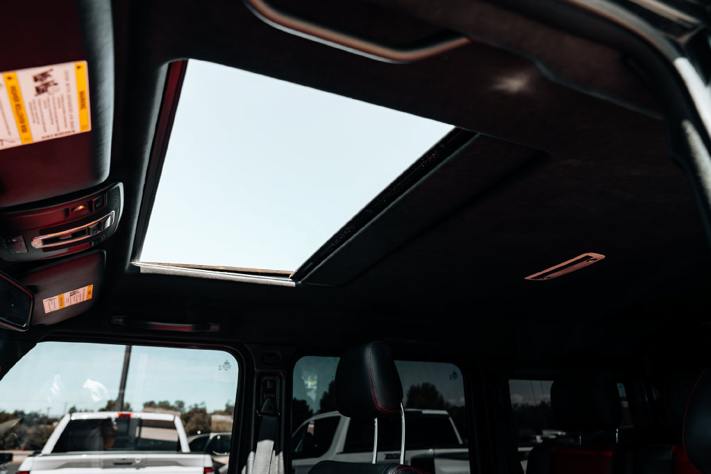 Used 2018 Mercedes-Benz G 550 image 36