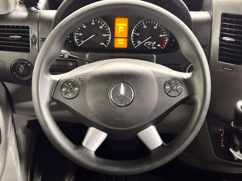 Used 2015 Mercedes-Benz Sprinter 2500 image 13