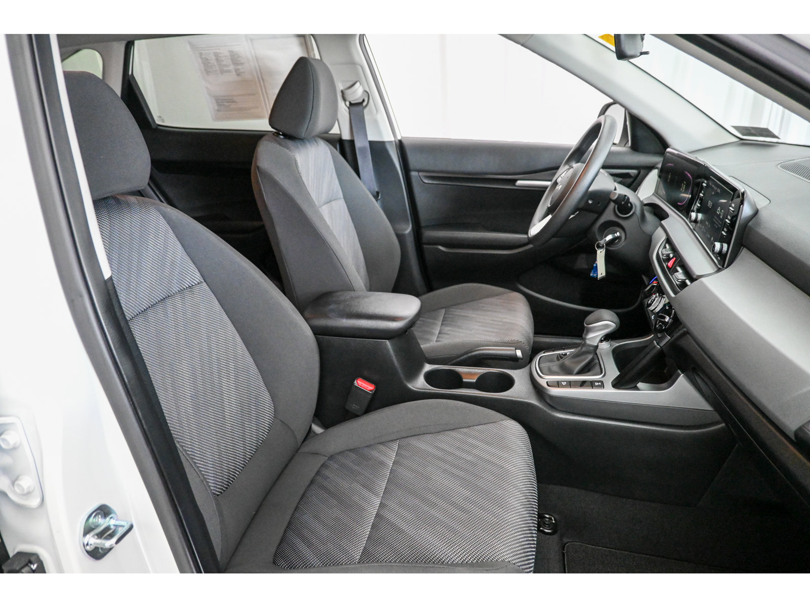 Certified 2025 Kia Seltos LX AWD/4WD image 17