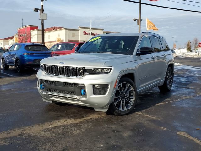Used 2022 Jeep Grand Cherokee Overland w/ Advanced Protech Group III