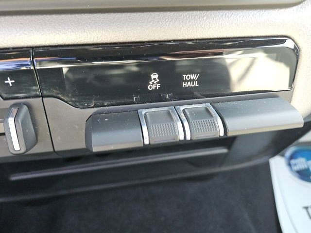 Used 2024 RAM 2500 Big Horn w/ Bed Utility Group image 27