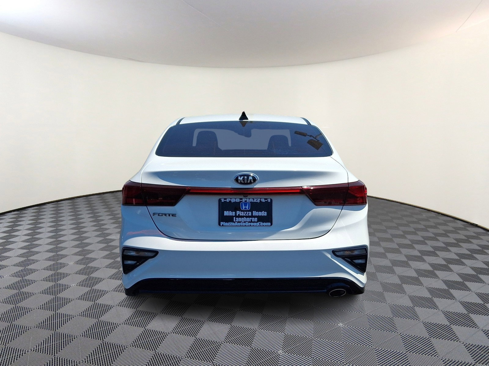 Used 2019 Kia Forte LXS FWD image 6