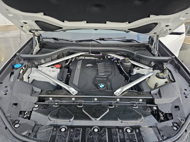 Used 2023 BMW X5 xDrive40i w/ Climate Comfort Package image 31