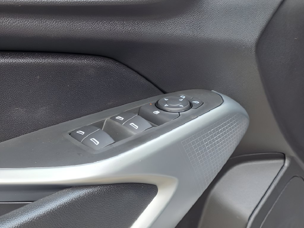 New 2026 Chevrolet Trax LS w/ LS Convenience Package FWD image 15