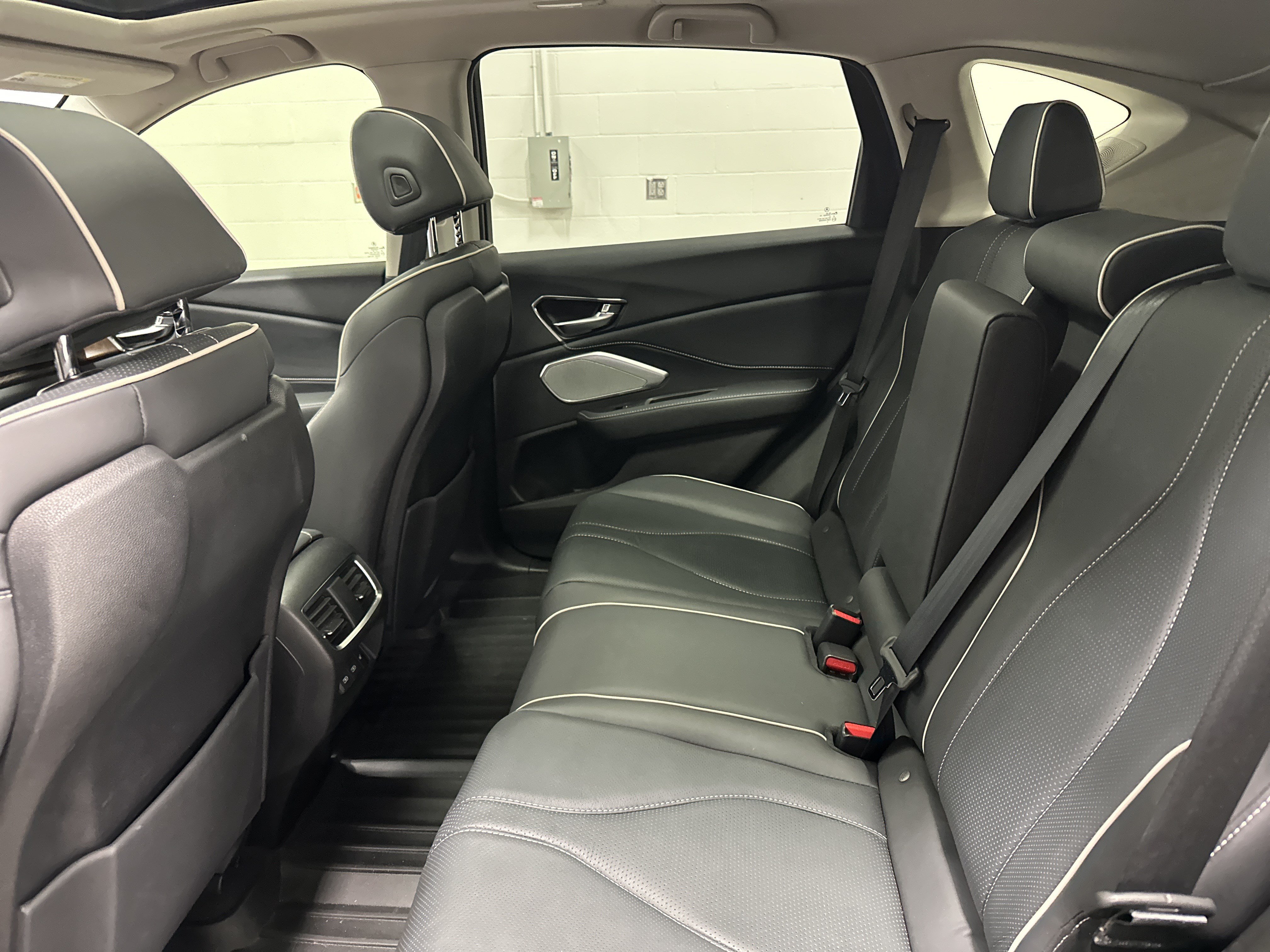 Used 2021 Acura RDX AWD w/ Advance Package image 31