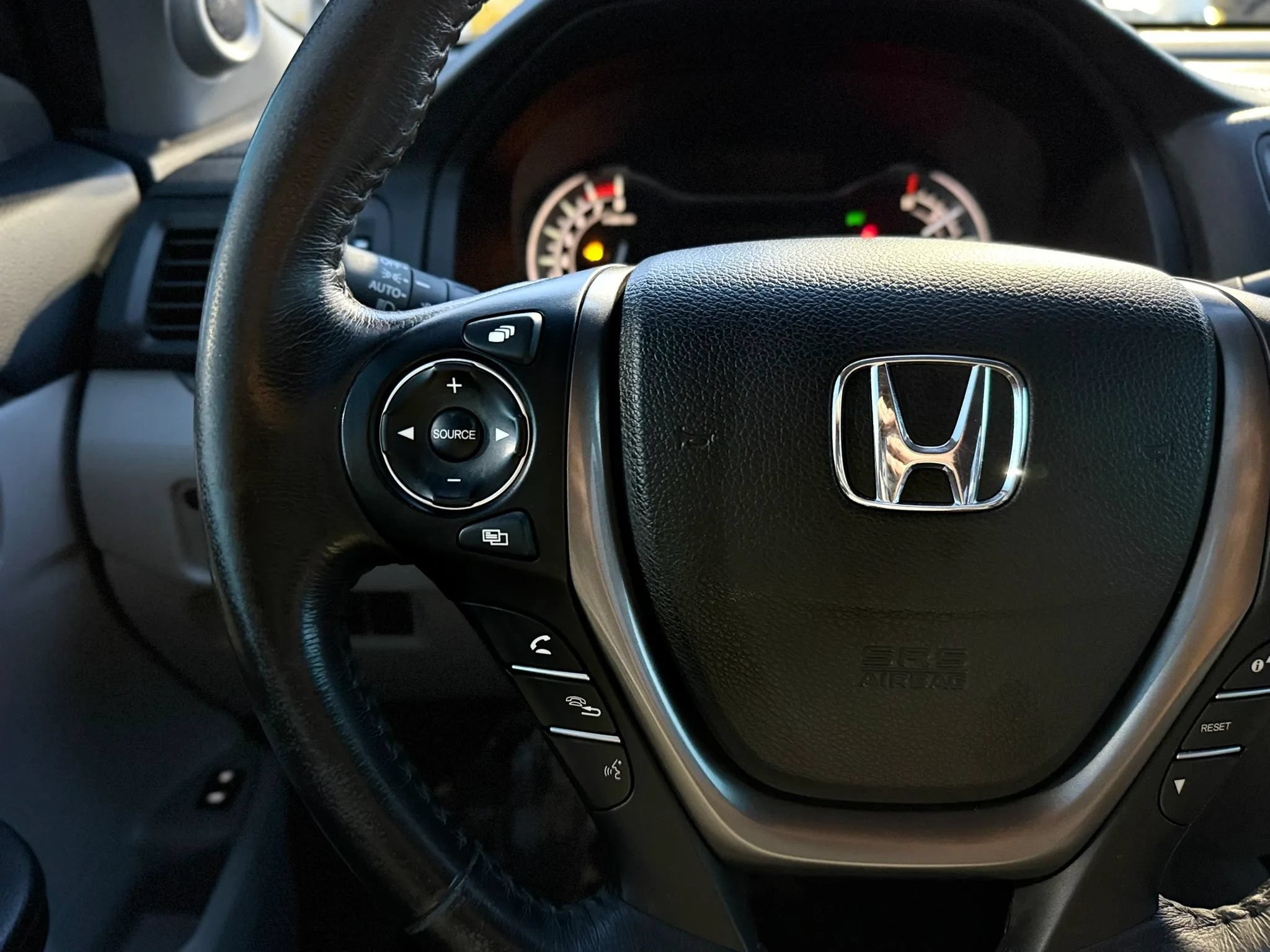 Used 2016 Honda Pilot EX-L image 33