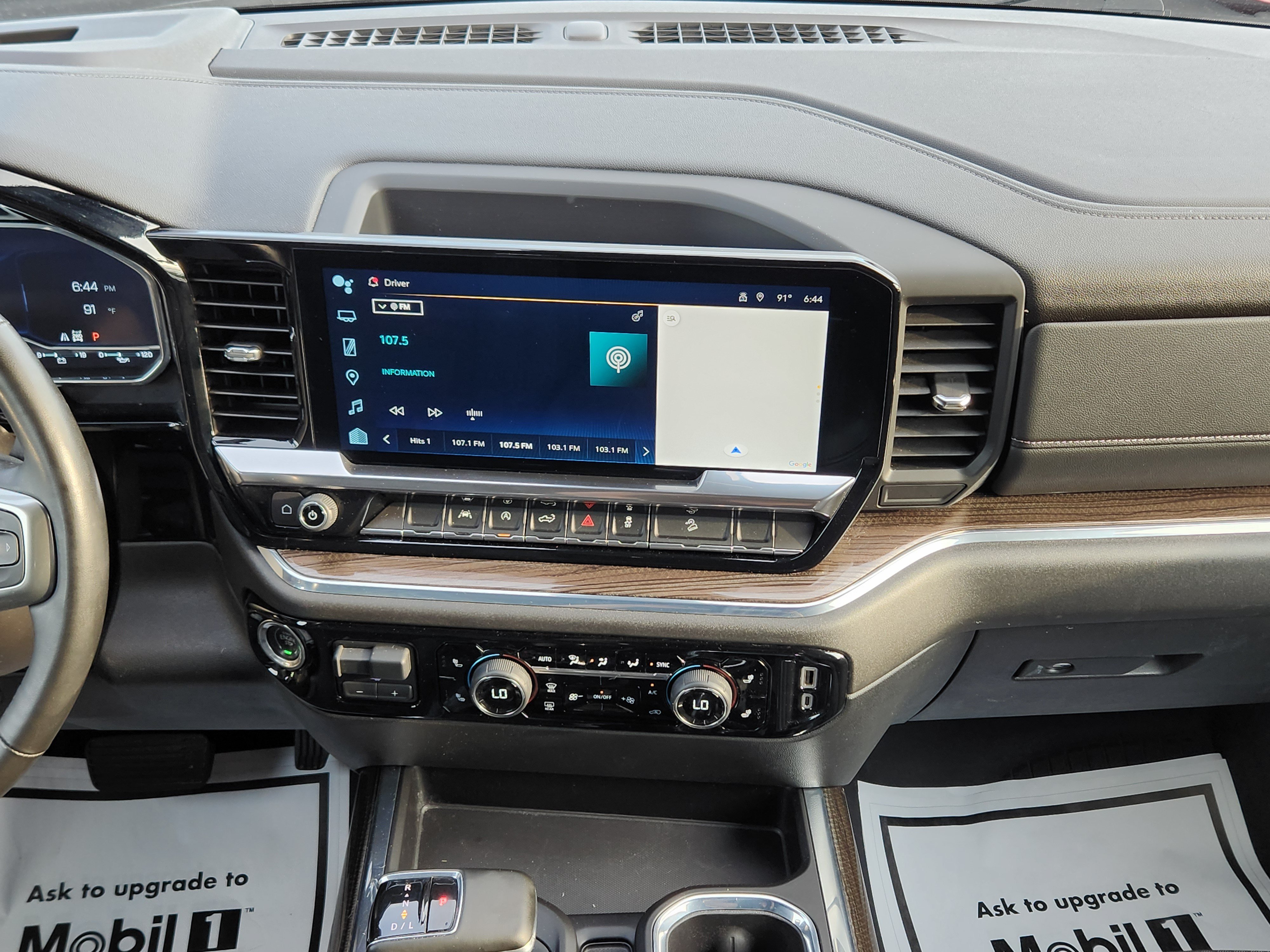 Used 2024 Chevrolet Silverado 1500 RST AWD/4WD image 19