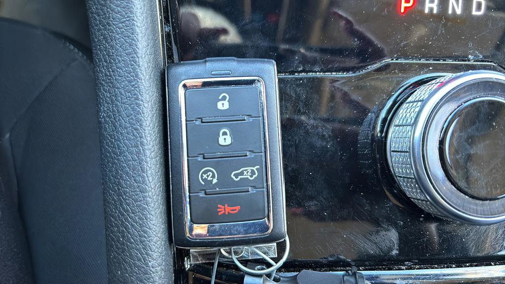 Used 2021 Jeep Grand Cherokee L Laredo w/ Luxury Tech Group I image 20