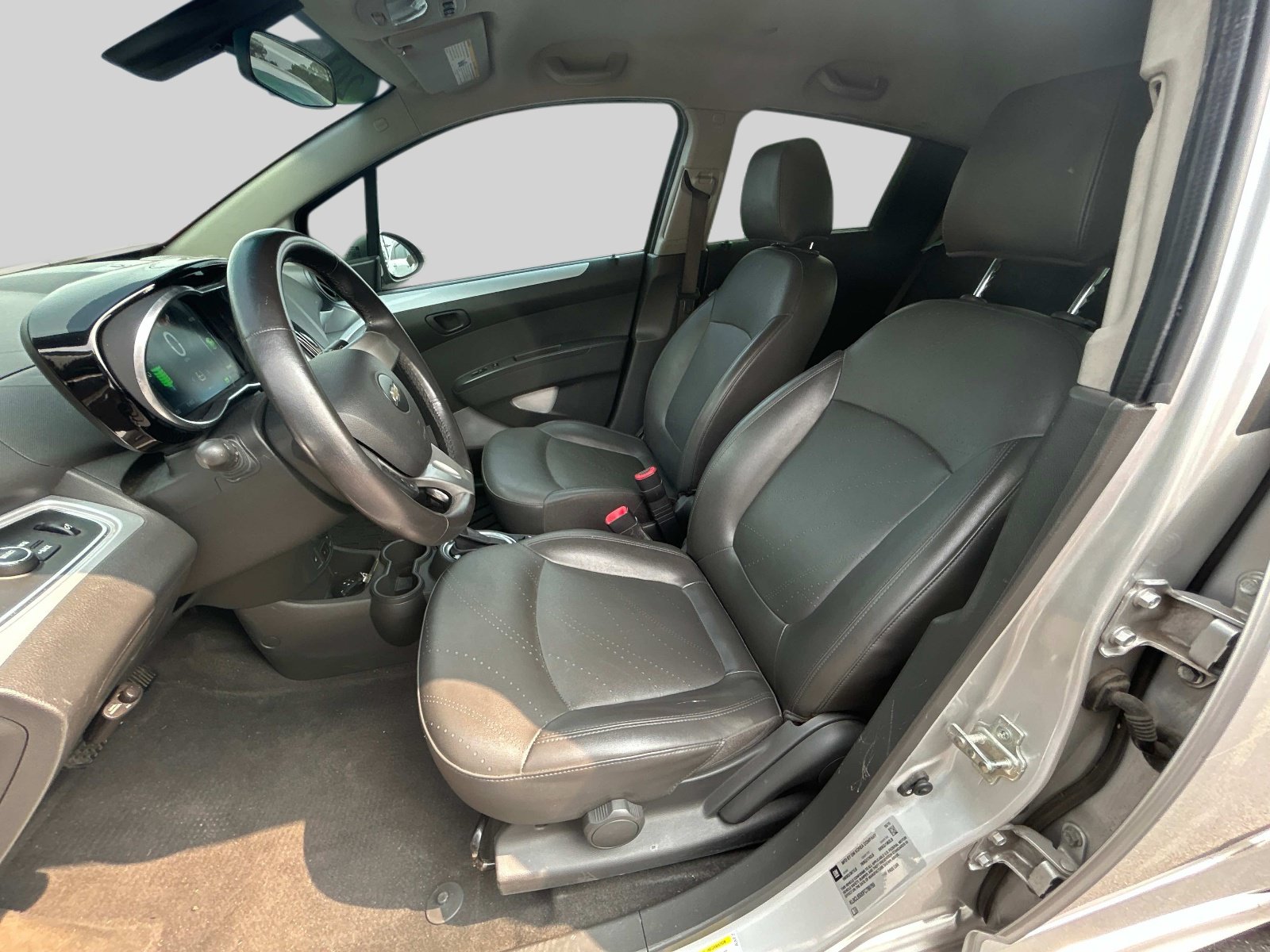 Used 2015 Chevrolet Spark LT FWD image 13