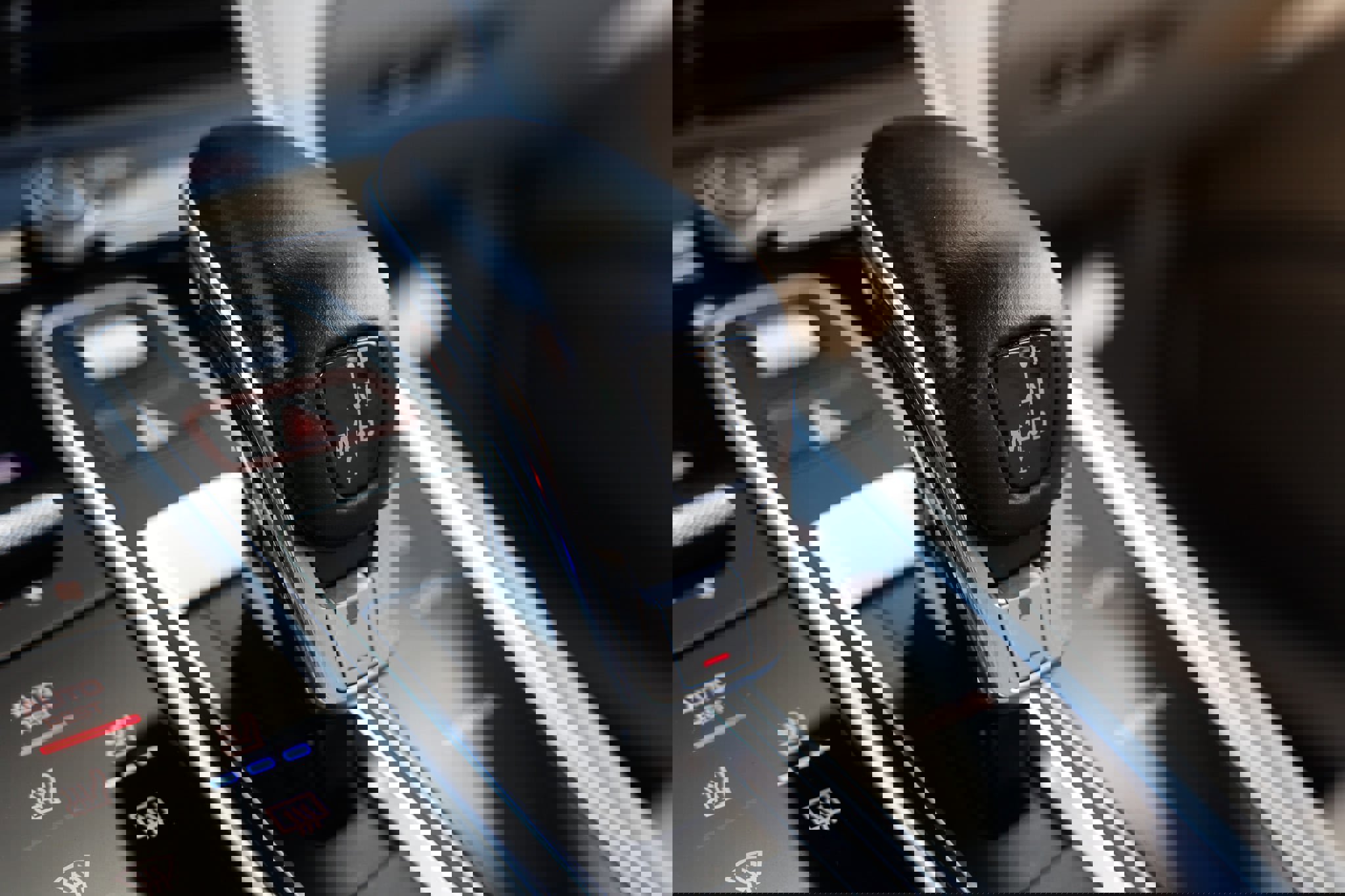 Used 2020 Porsche Panamera image 38