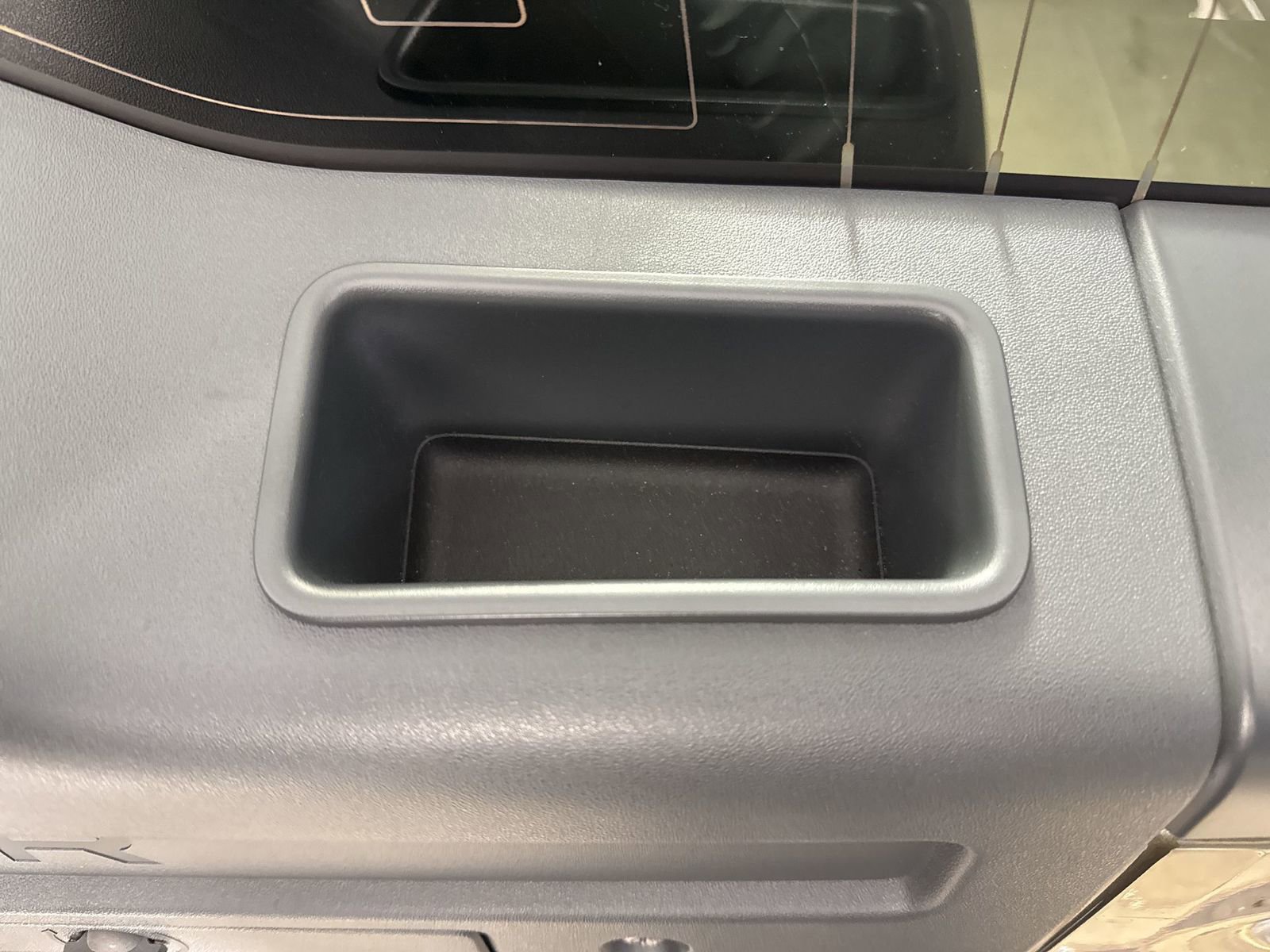 Used 2021 Land Rover Defender 110 SE image 33