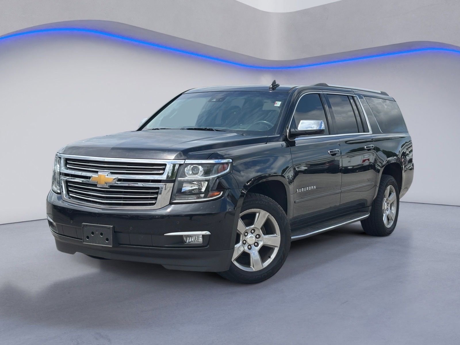 Used 2017 Chevrolet Suburban Premier AWD/4WD image 2