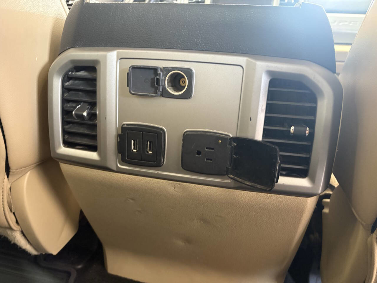 Used 2019 Ford F250 Lariat w/ Chrome Package AWD/4WD image 35