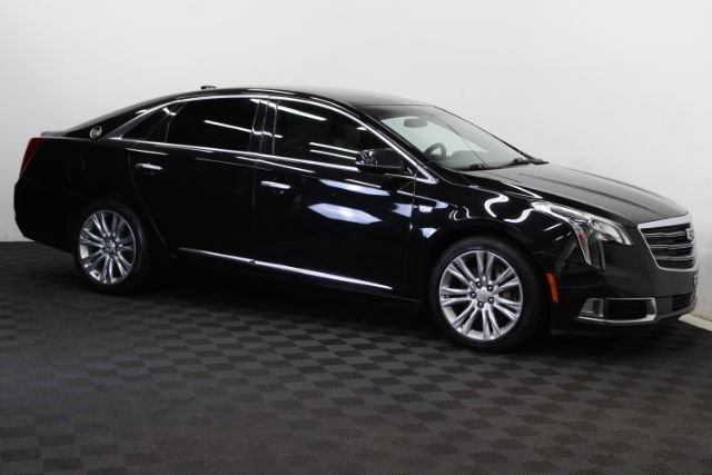 Used 2018 Cadillac XTS Luxury FWD image 3