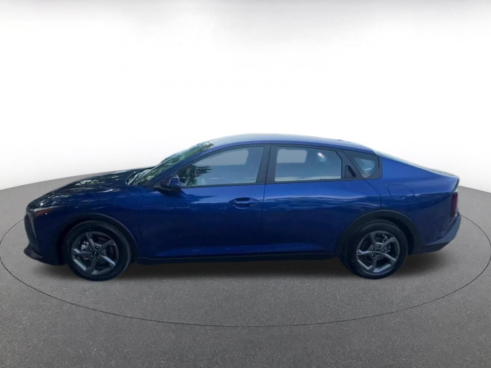 Used 2025 Kia K4 FWD image 9