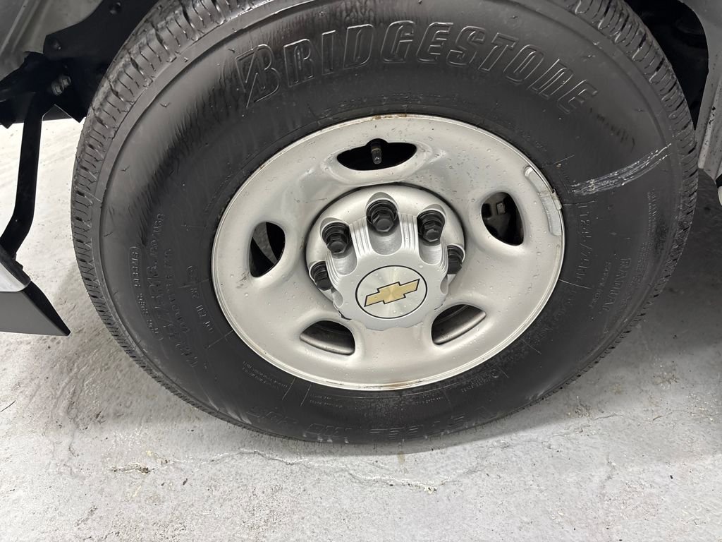 New 2024 Chevrolet Express 3500 Extended RWD image 27