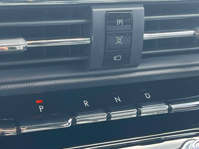 Used 2020 Lincoln Corsair AWD w/ Premium Package image 35