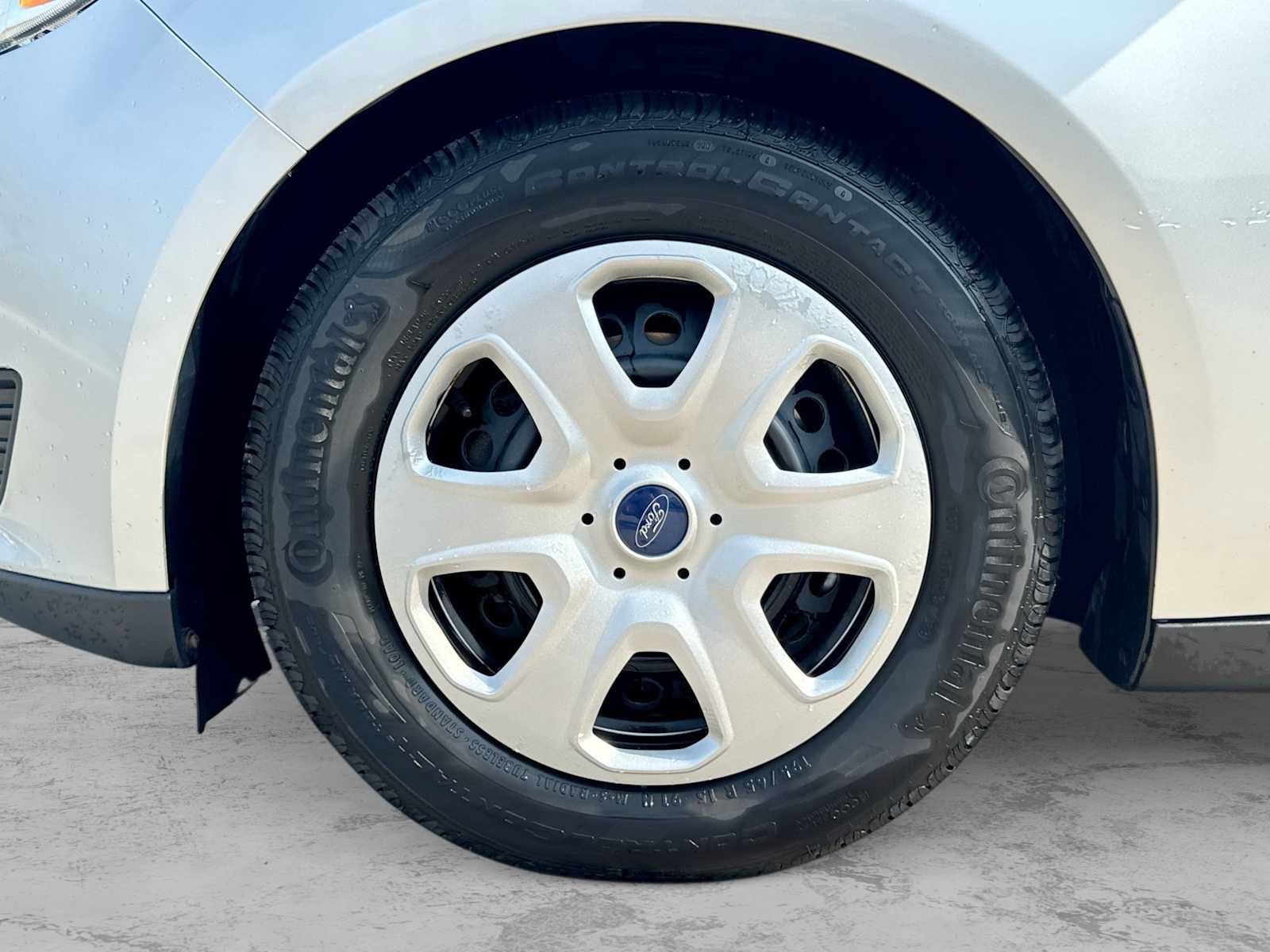 Used 2018 Ford Focus S FWD image 13