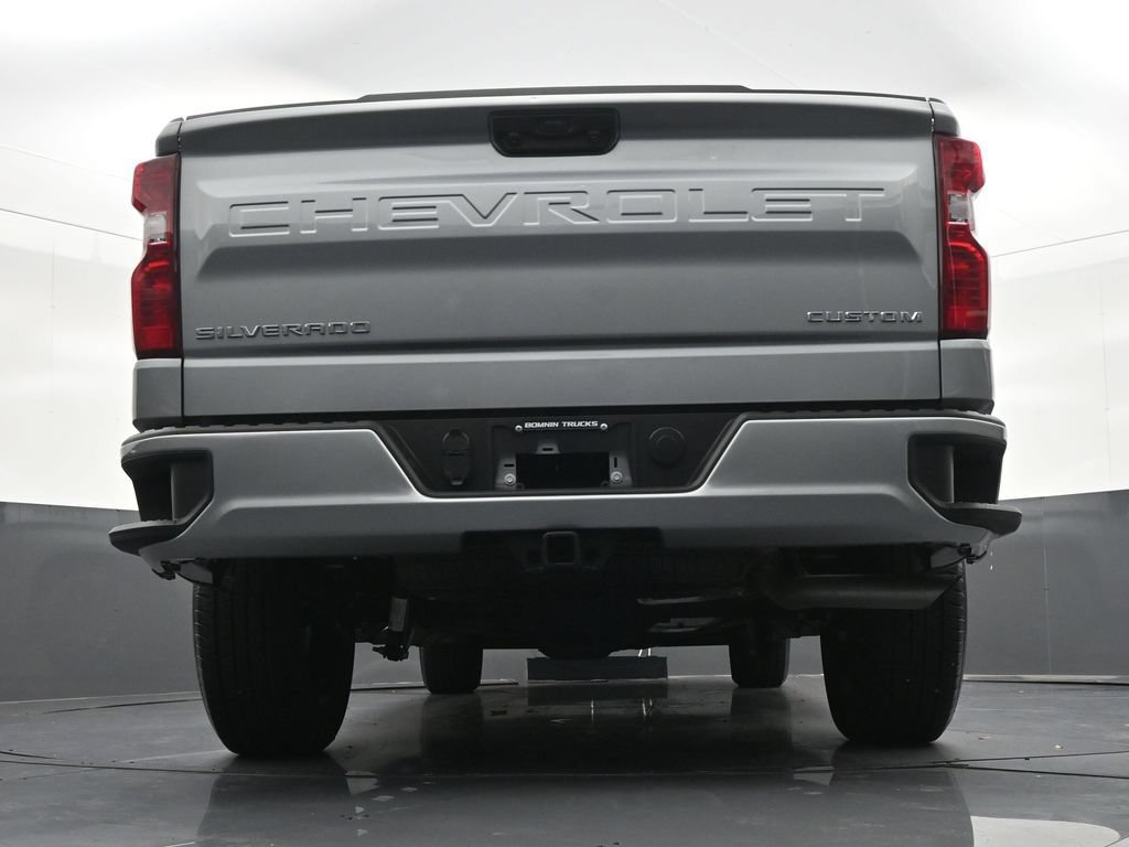 Used 2026 Chevrolet Silverado 1500 Custom RWD image 29