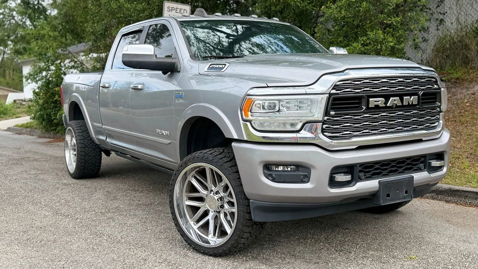 Used 2019 RAM 2500 Limited AWD/4WD image 13
