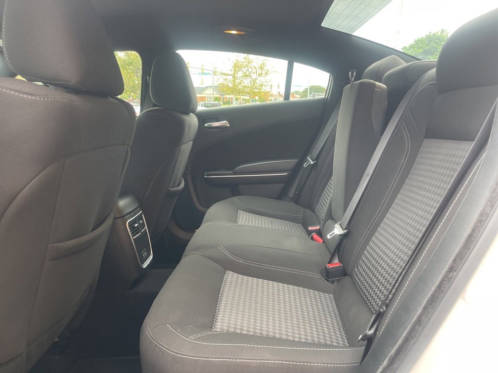 Used 2023 Dodge Charger SXT image 15