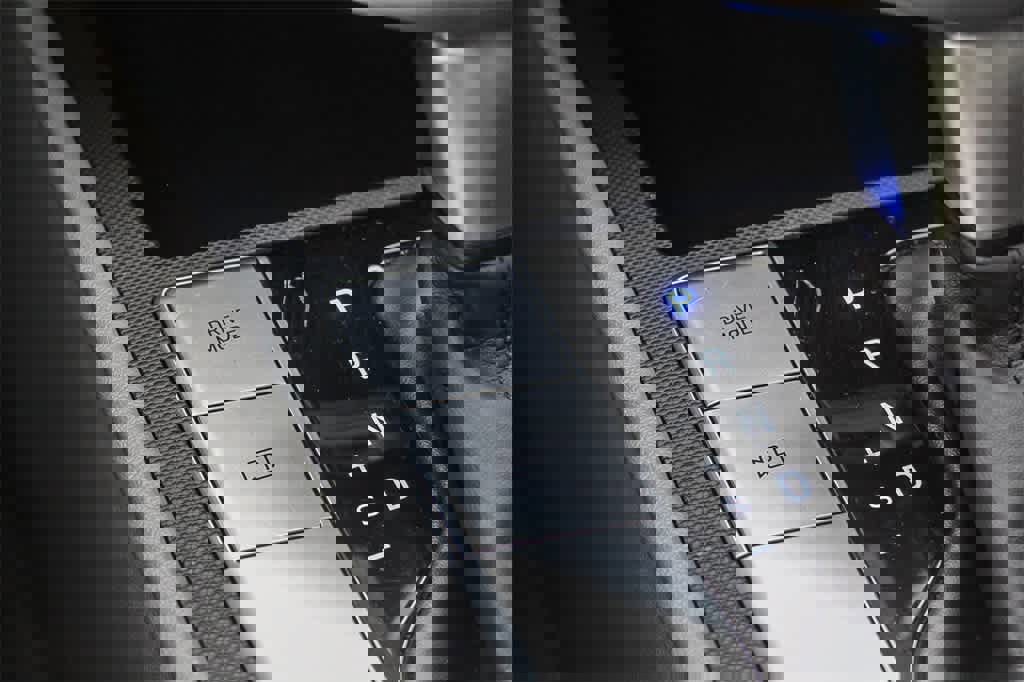 Certified 2023 Hyundai Elantra SEL image 34