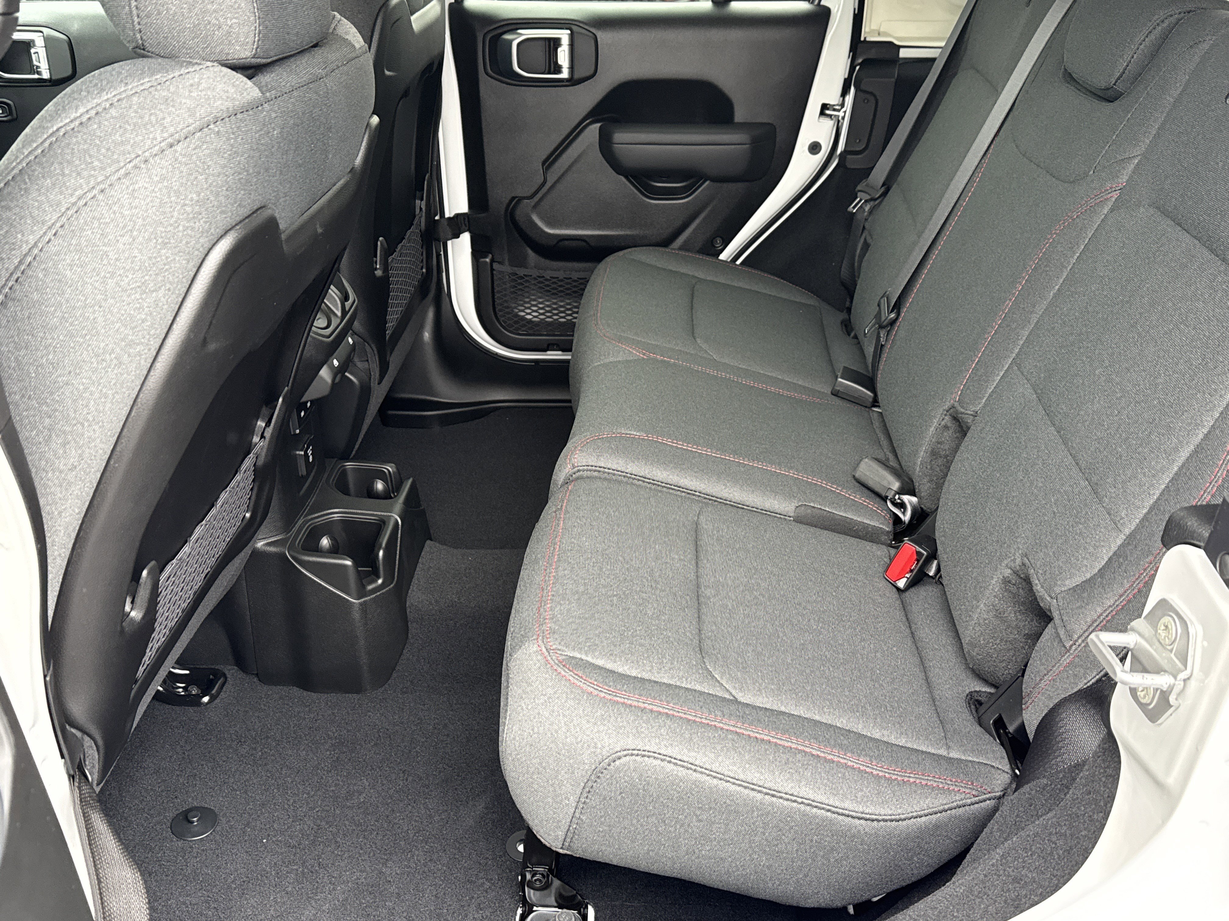 New 2026 Jeep Wrangler Unlimited Rubicon image 24