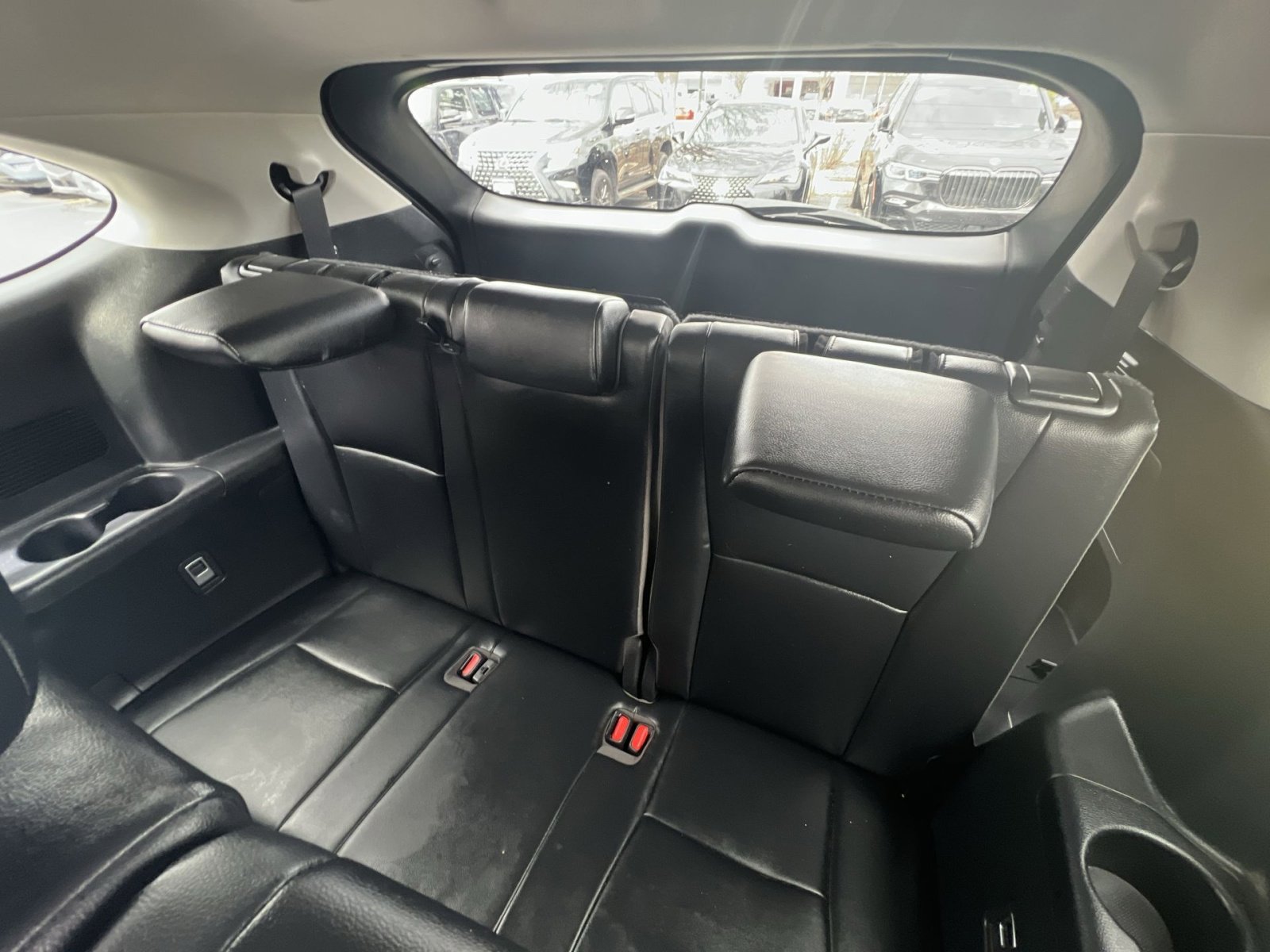 Used 2023 Toyota Highlander XLE image 25