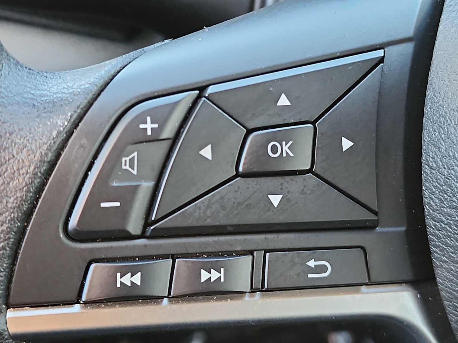 Used 2024 Nissan Kicks SV image 27